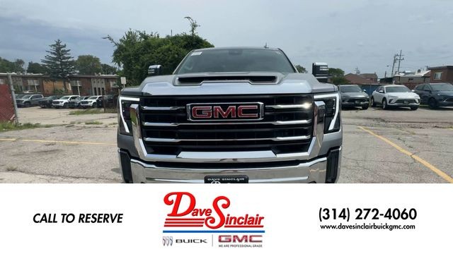 GMC Sierra 2500HD Vehicle Full-screen Gallery Image 03