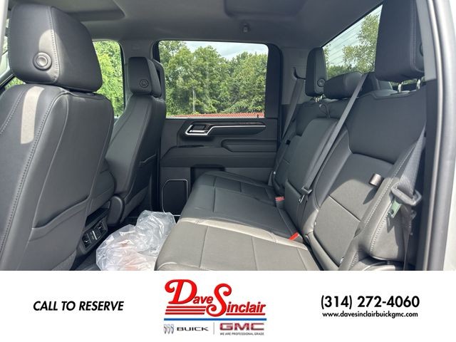 GMC Sierra 2500HD Vehicle Full-screen Gallery Image 22