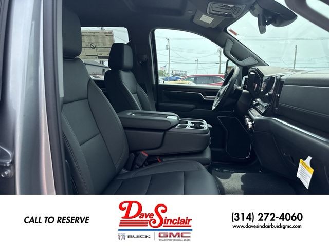 GMC Sierra 2500HD Vehicle Full-screen Gallery Image 24