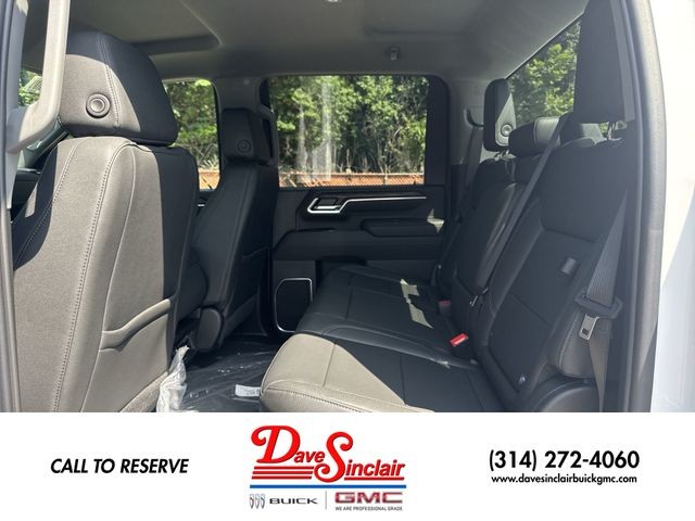GMC Sierra 3500HD Vehicle Full-screen Gallery Image 22