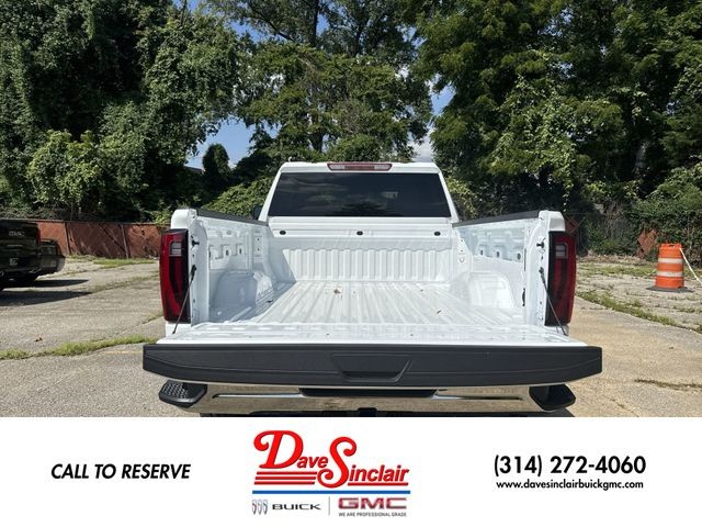 GMC Sierra 3500HD Vehicle Full-screen Gallery Image 23