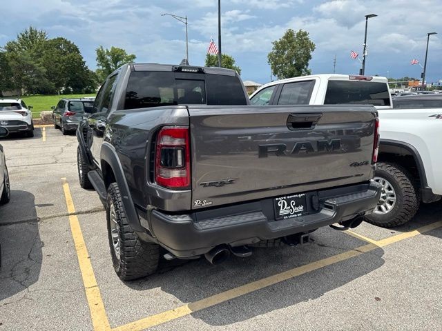 Ram 1500 Vehicle Full-screen Gallery Image 15