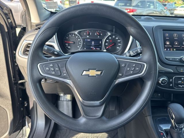 Chevrolet Equinox Vehicle Full-screen Gallery Image 14