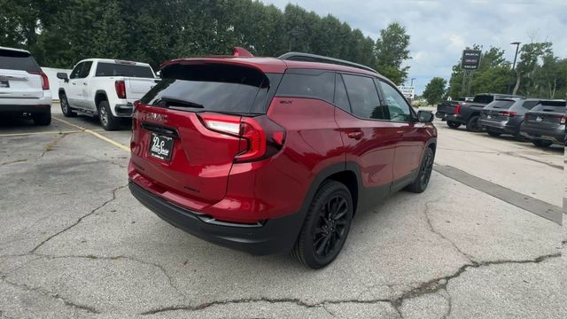 GMC Terrain Vehicle Full-screen Gallery Image 10