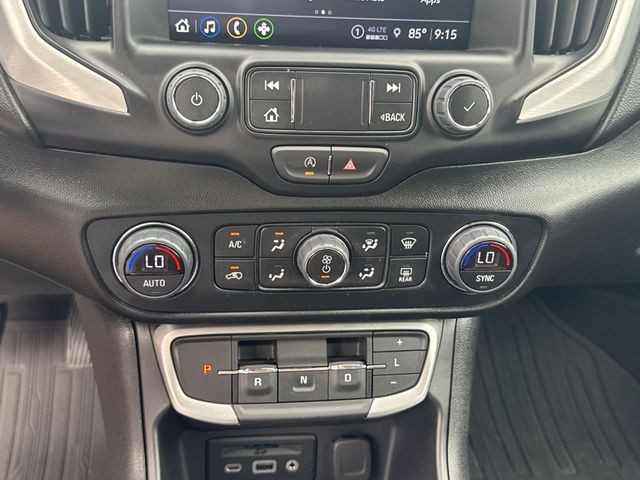 GMC Terrain Vehicle Full-screen Gallery Image 21