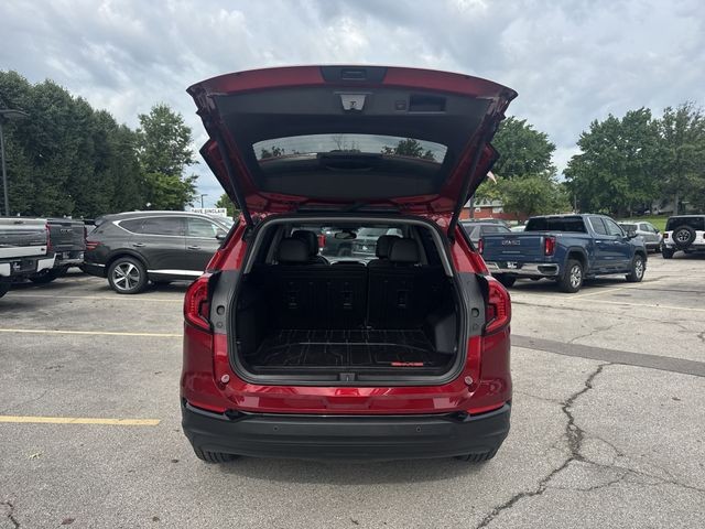 GMC Terrain Vehicle Full-screen Gallery Image 29