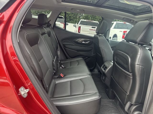 GMC Terrain Vehicle Full-screen Gallery Image 30
