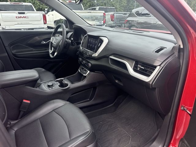 GMC Terrain Vehicle Full-screen Gallery Image 32