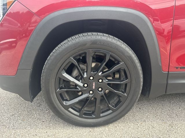 GMC Terrain Vehicle Full-screen Gallery Image 36