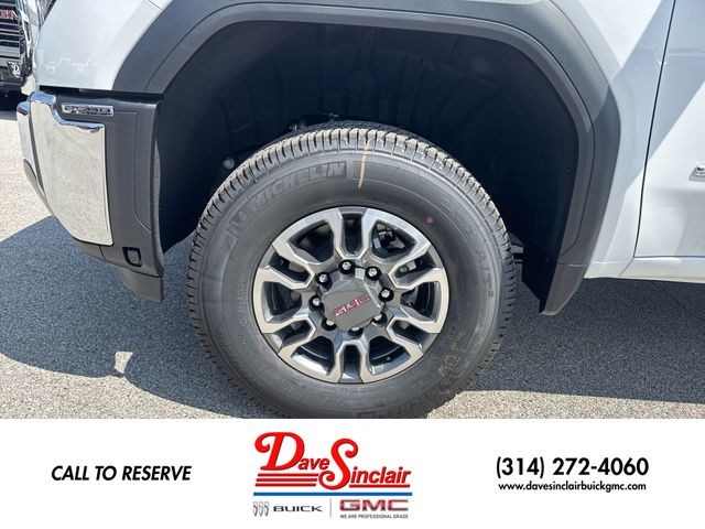 GMC Sierra 2500HD Vehicle Full-screen Gallery Image 10