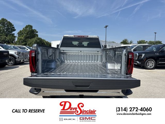 GMC Sierra 2500HD Vehicle Full-screen Gallery Image 23