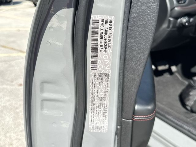 Dodge Durango Vehicle Full-screen Gallery Image 38