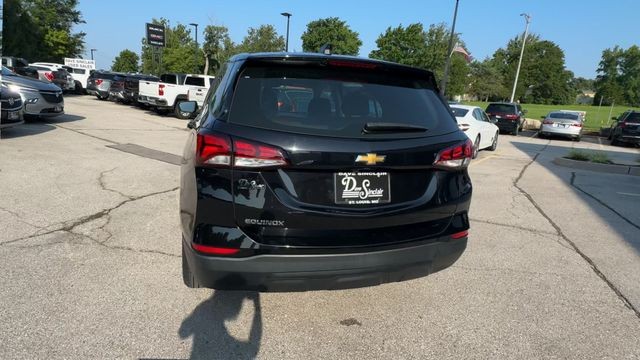 Chevrolet Equinox Vehicle Full-screen Gallery Image 09