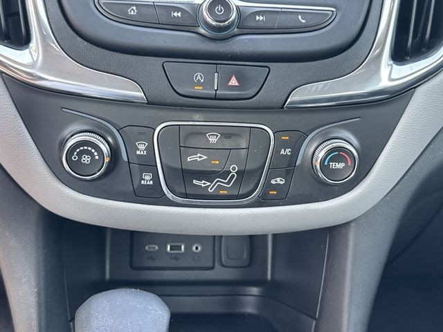Chevrolet Equinox Vehicle Full-screen Gallery Image 21