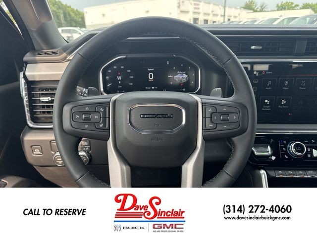 GMC Sierra 1500 Vehicle Full-screen Gallery Image 14