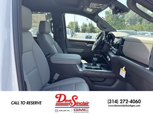 GMC Sierra 1500 Vehicle Full-screen Gallery Image 24