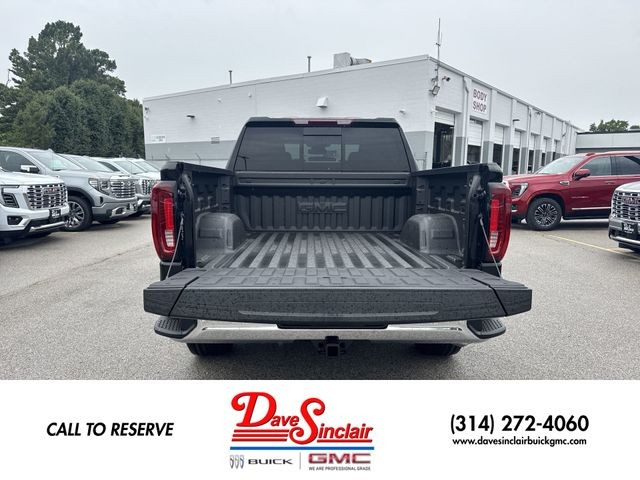 GMC Sierra 1500 Vehicle Full-screen Gallery Image 24