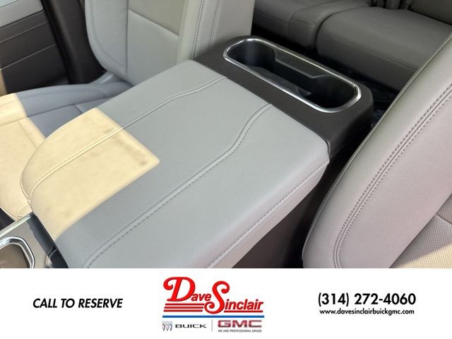 GMC Sierra 1500 Vehicle Full-screen Gallery Image 21