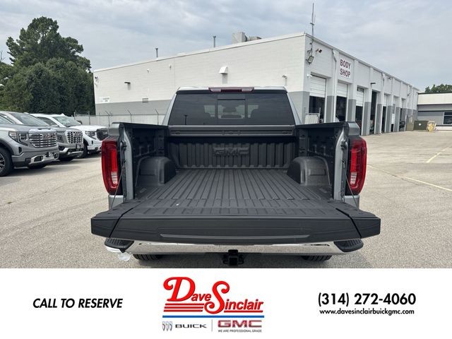 GMC Sierra 1500 Vehicle Full-screen Gallery Image 24
