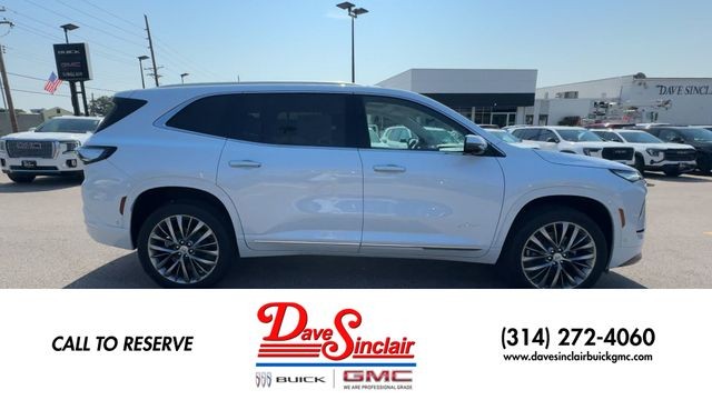 Buick Enclave Vehicle Full-screen Gallery Image 09