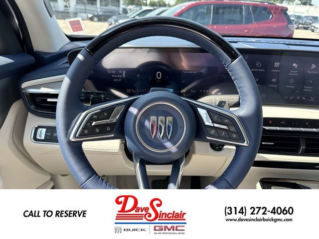 Buick Enclave Vehicle Full-screen Gallery Image 14