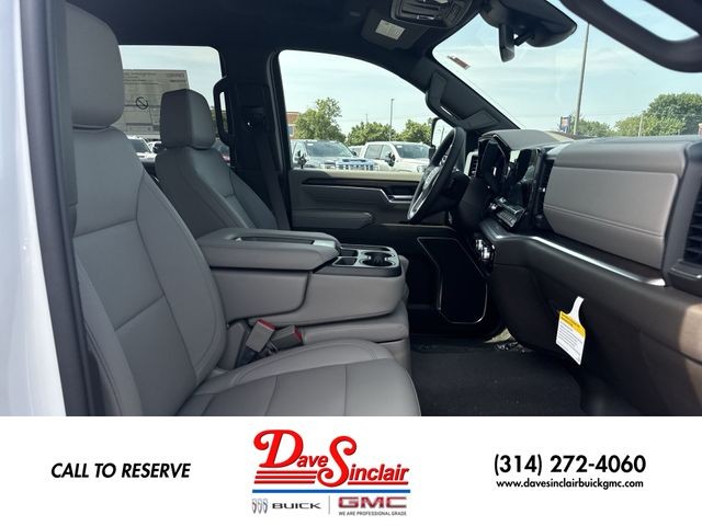 GMC Sierra 2500HD Vehicle Full-screen Gallery Image 24