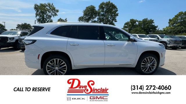 Buick Enclave Vehicle Full-screen Gallery Image 09