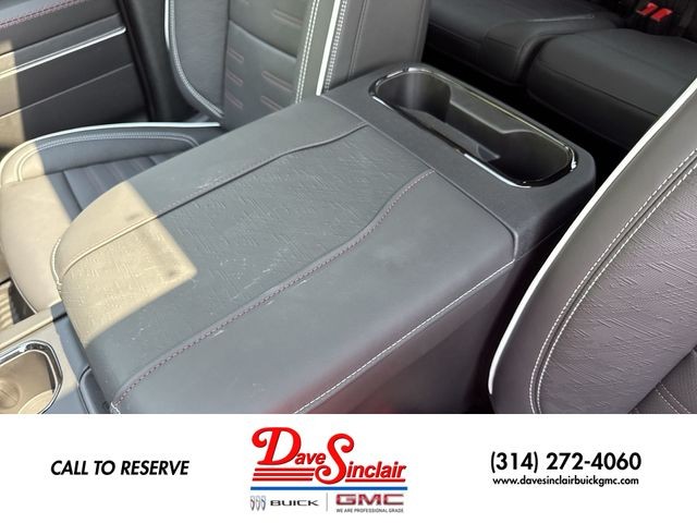 GMC Sierra 1500 Vehicle Full-screen Gallery Image 21