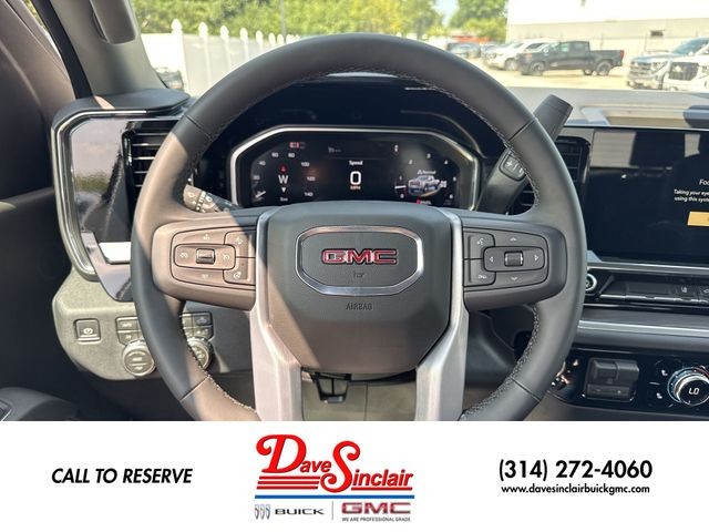 GMC Sierra 3500HD Vehicle Full-screen Gallery Image 14
