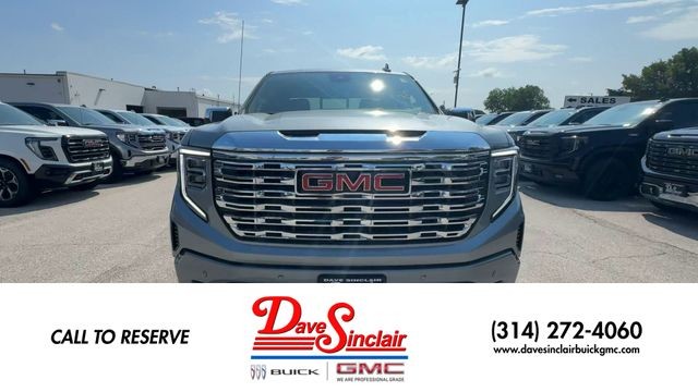 GMC Sierra 1500 Vehicle Full-screen Gallery Image 03