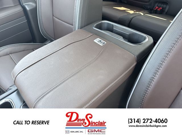 GMC Sierra 1500 Vehicle Full-screen Gallery Image 21