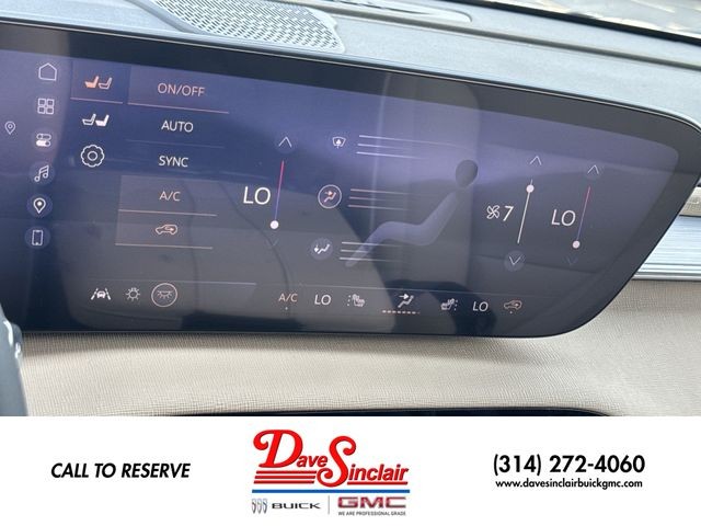 Buick Enclave Vehicle Full-screen Gallery Image 19