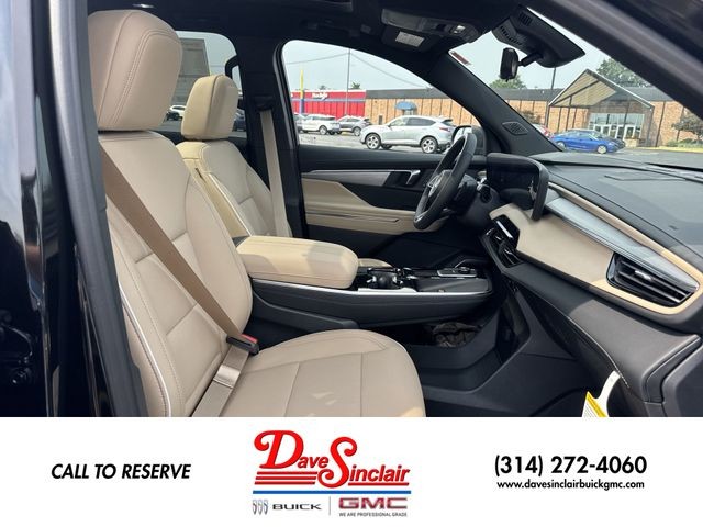 Buick Enclave Vehicle Full-screen Gallery Image 26