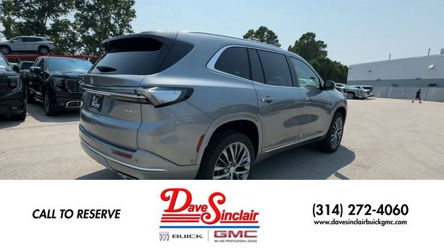 Buick Enclave Vehicle Full-screen Gallery Image 08
