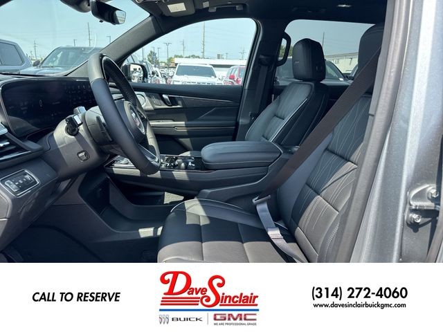Buick Enclave Vehicle Full-screen Gallery Image 11