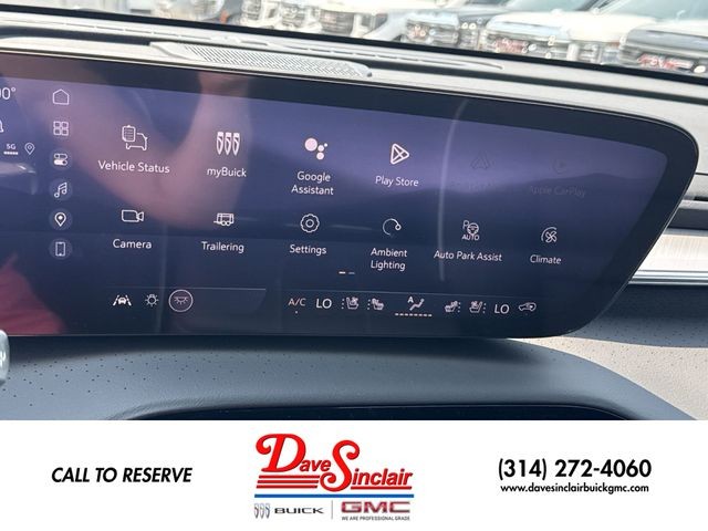 Buick Enclave Vehicle Full-screen Gallery Image 16