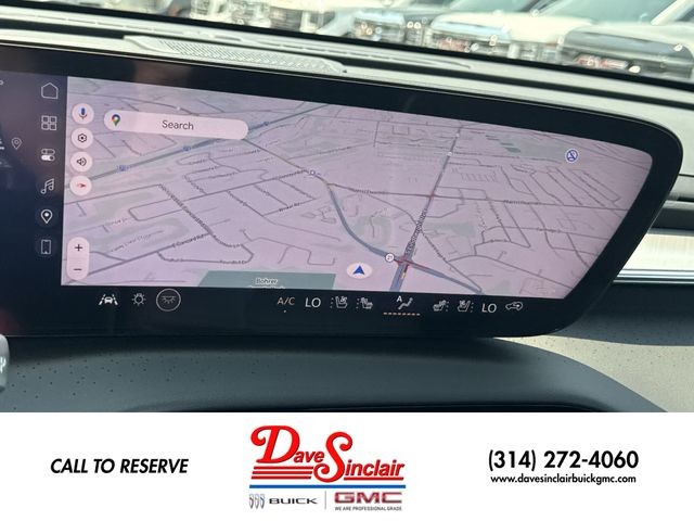 Buick Enclave Vehicle Full-screen Gallery Image 18