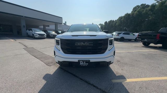GMC Sierra 1500 Vehicle Full-screen Gallery Image 03