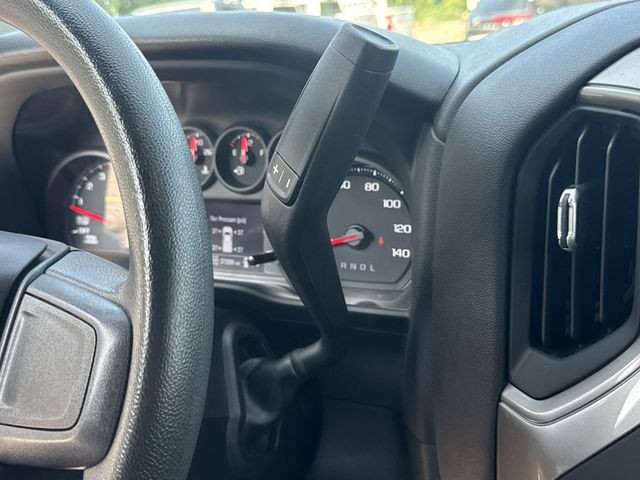 GMC Sierra 1500 Vehicle Full-screen Gallery Image 19