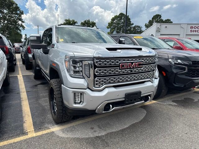 GMC Sierra 2500HD Vehicle Full-screen Gallery Image 07
