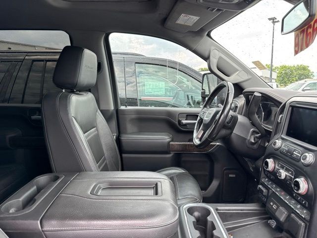 GMC Sierra 2500HD Vehicle Full-screen Gallery Image 18