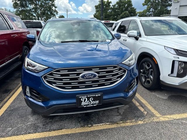 Ford Edge Vehicle Full-screen Gallery Image 05