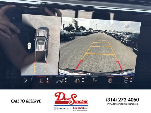 GMC Sierra 1500 Vehicle Full-screen Gallery Image 17