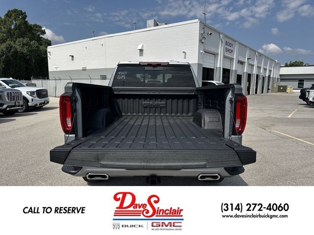 GMC Sierra 1500 Vehicle Full-screen Gallery Image 24