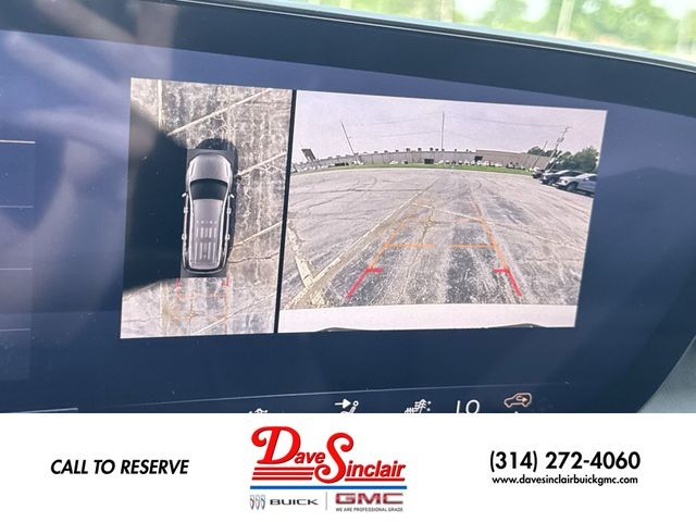 Buick Enclave Vehicle Full-screen Gallery Image 17