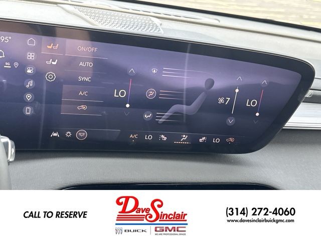 Buick Enclave Vehicle Full-screen Gallery Image 19