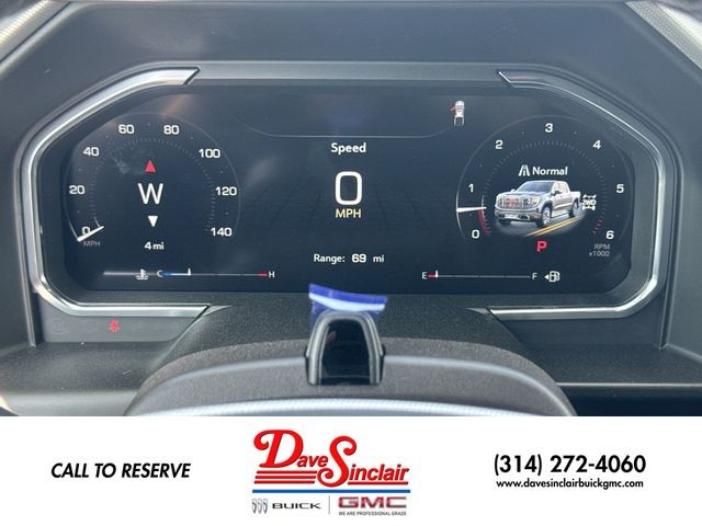 GMC Sierra 1500 Vehicle Full-screen Gallery Image 15