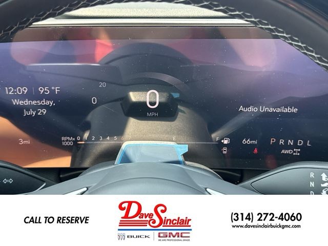 Buick Enclave Vehicle Full-screen Gallery Image 15