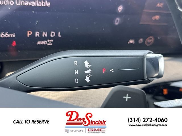 Buick Enclave Vehicle Full-screen Gallery Image 20