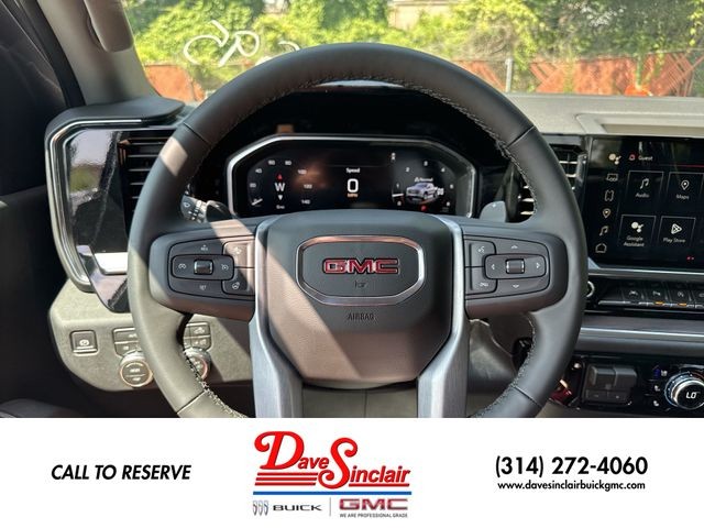 GMC Sierra 1500 Vehicle Full-screen Gallery Image 14